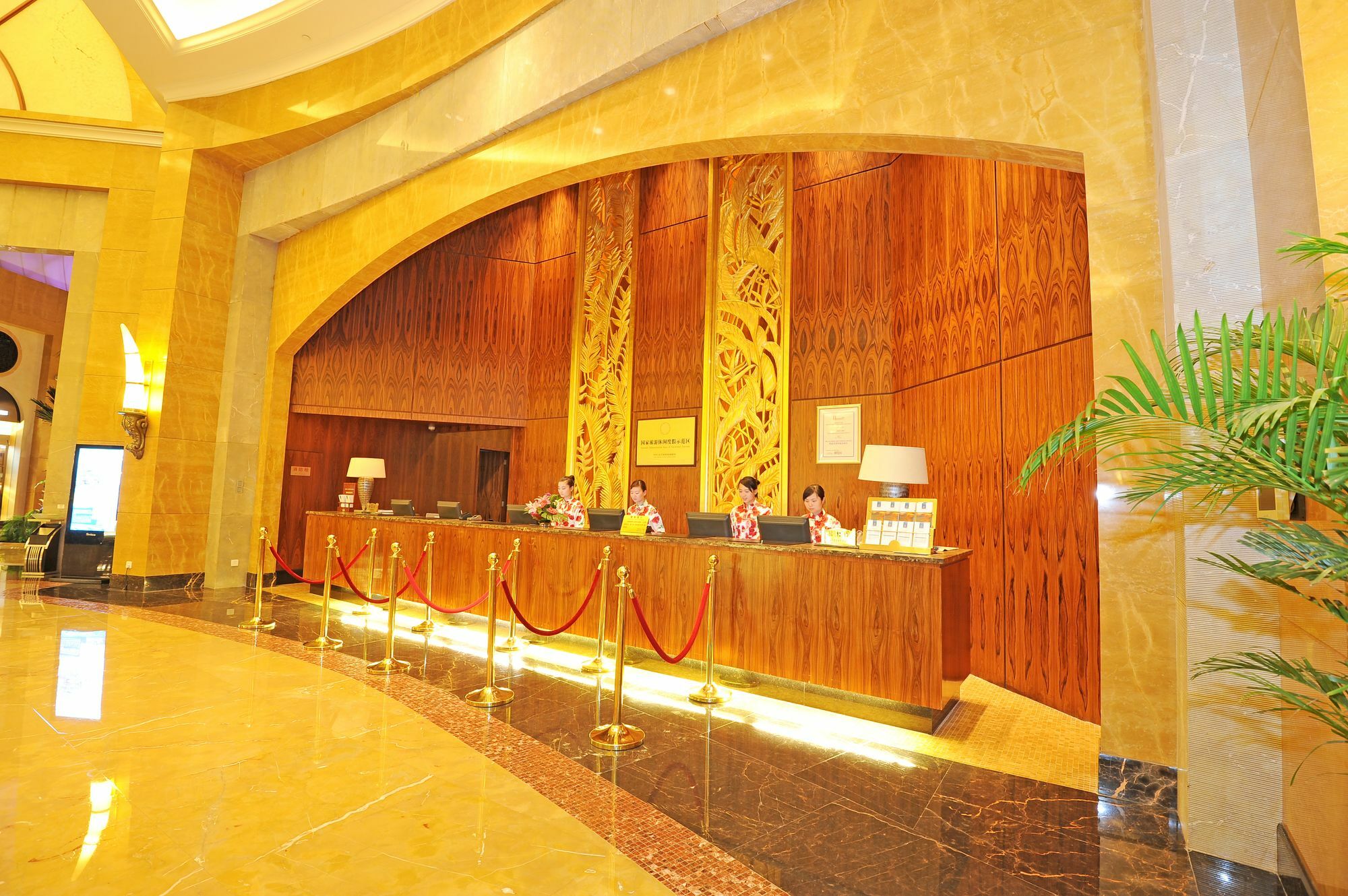 Ocean Spring Grand Metropark Hotel Zhuhai Eksteriør bilde
